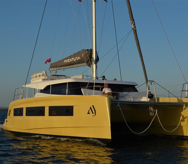 AVENTURA 45