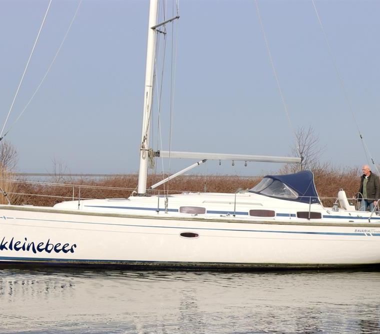 BAVARIA CRUISER 37