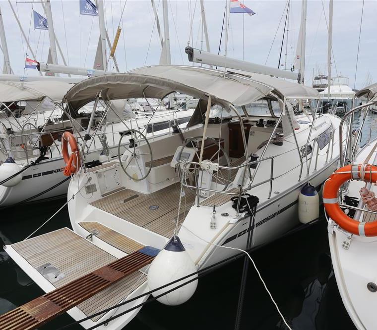 BAVARIA CRUISER 41