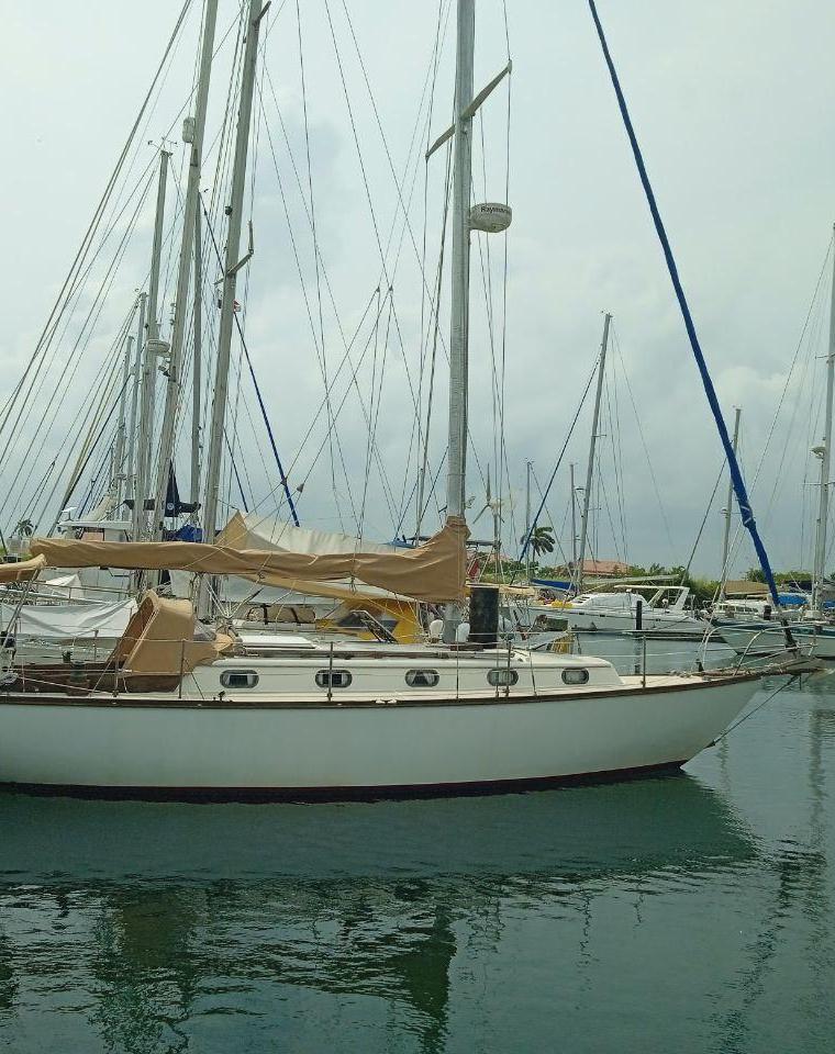 CAPE DORY 36