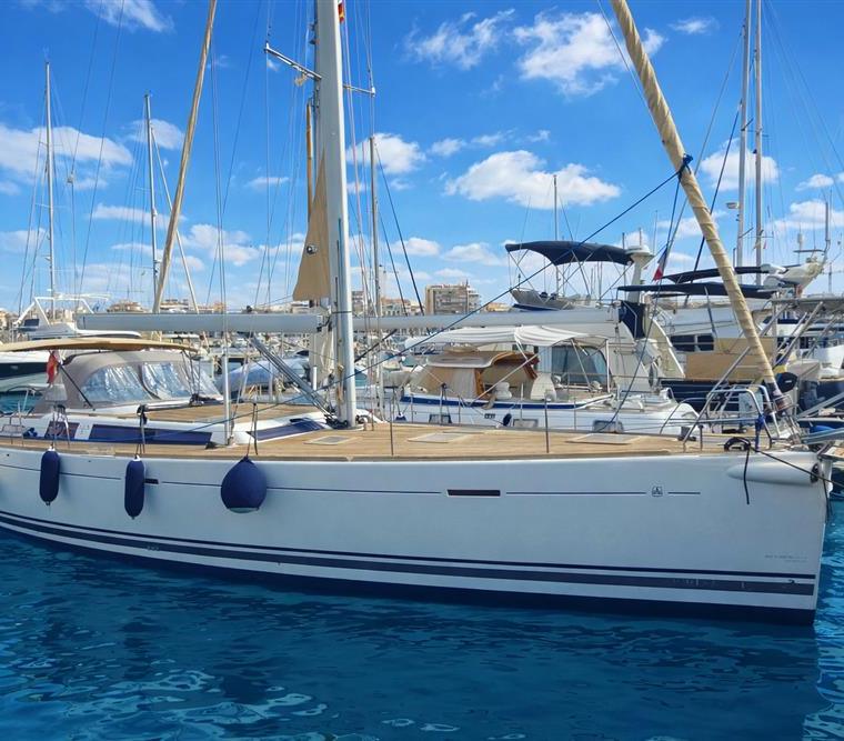 DUFOUR 525 GRAND LARGE
