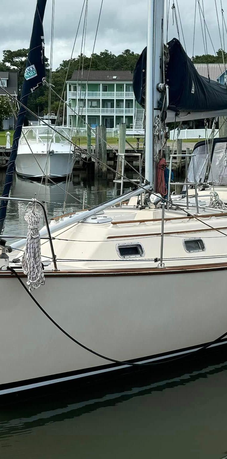 ISLAND PACKET 44