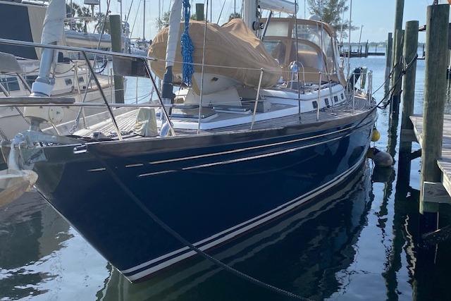 LITTLE HARBOR 58