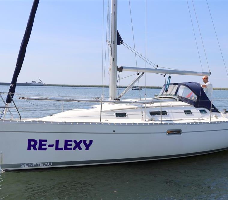 OCEANIS 300 (BENETEAU)