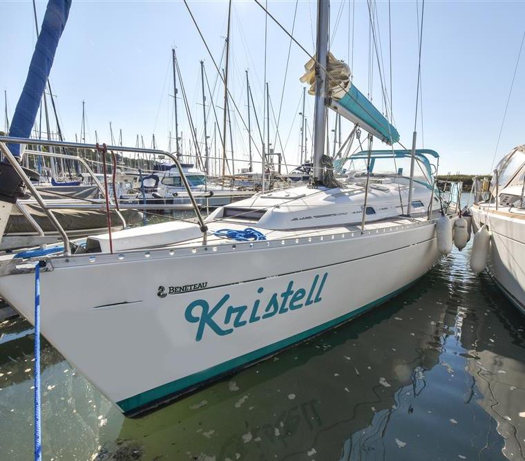 OCEANIS 381 (BENETEAU)