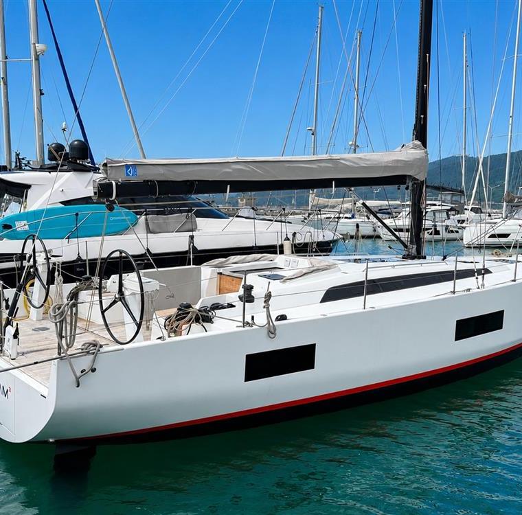 SOLARIS 40