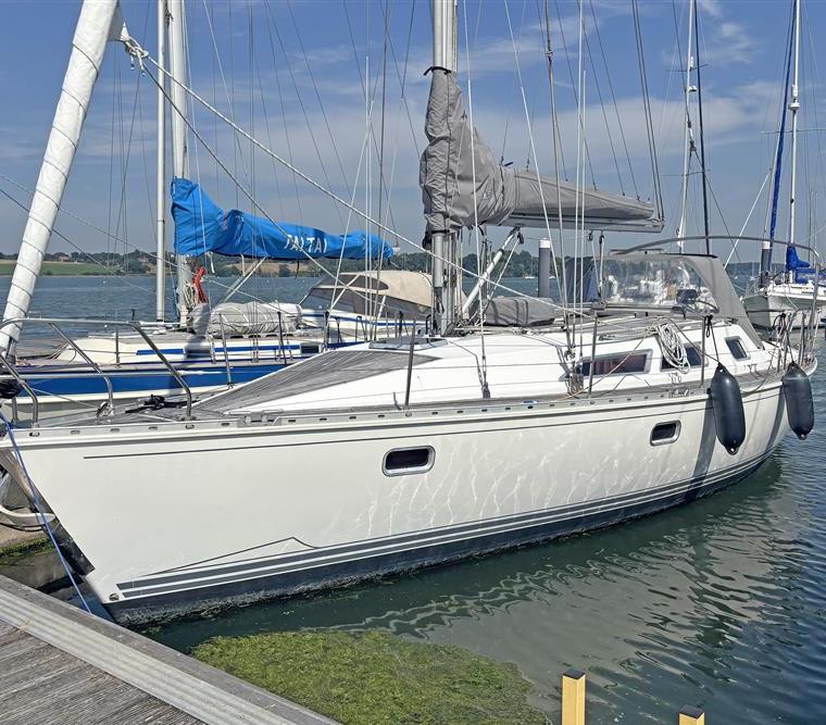 SUN DANCE 36 (JEANNEAU)