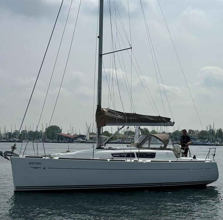 SUN ODYSSEY 33I (JEANNEAU)