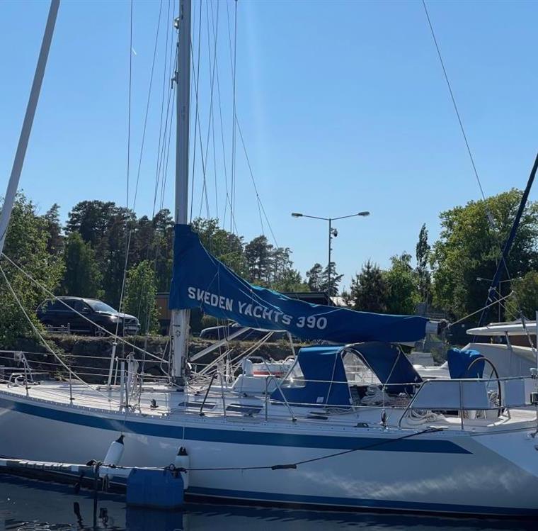 SWEDEN YACHTS 390