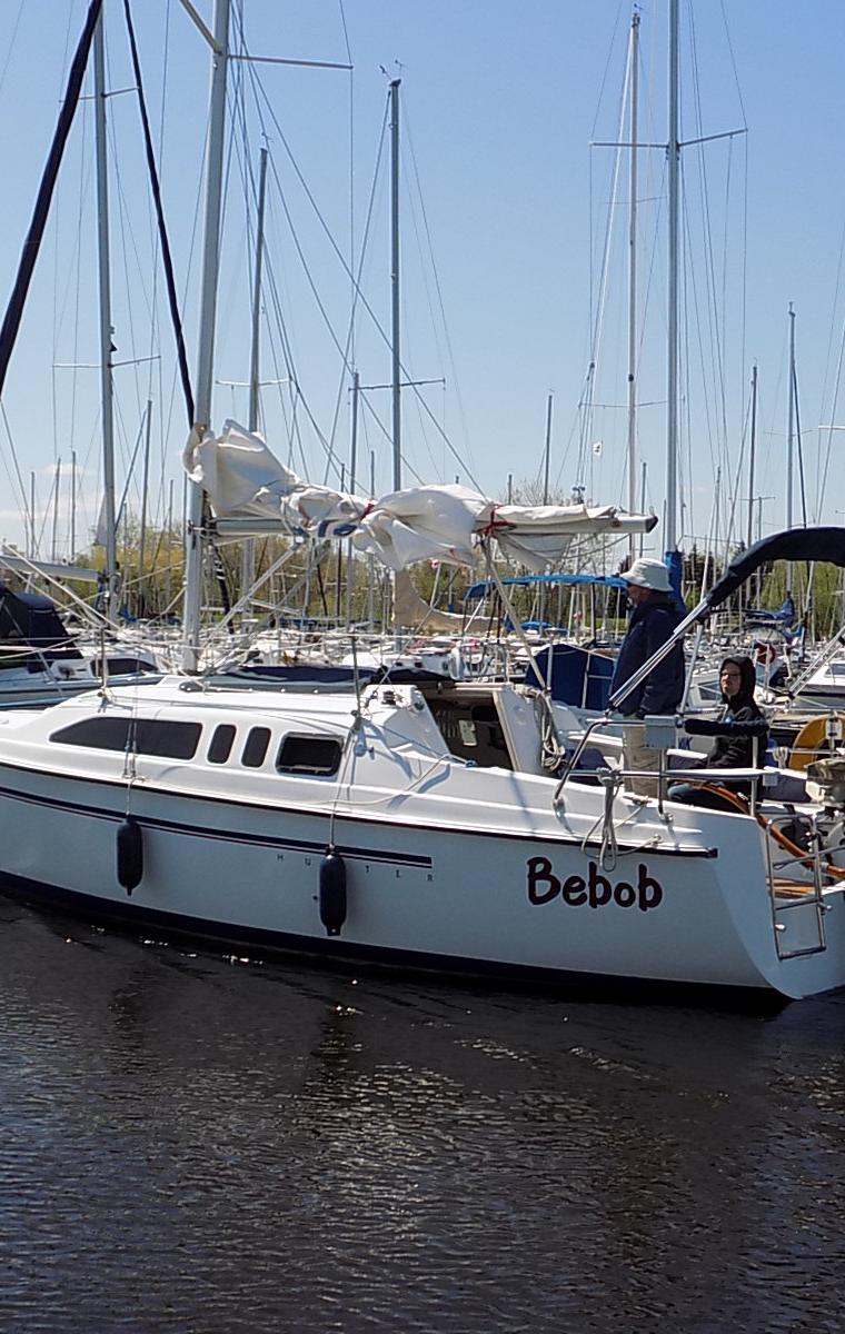 HUNTER 26