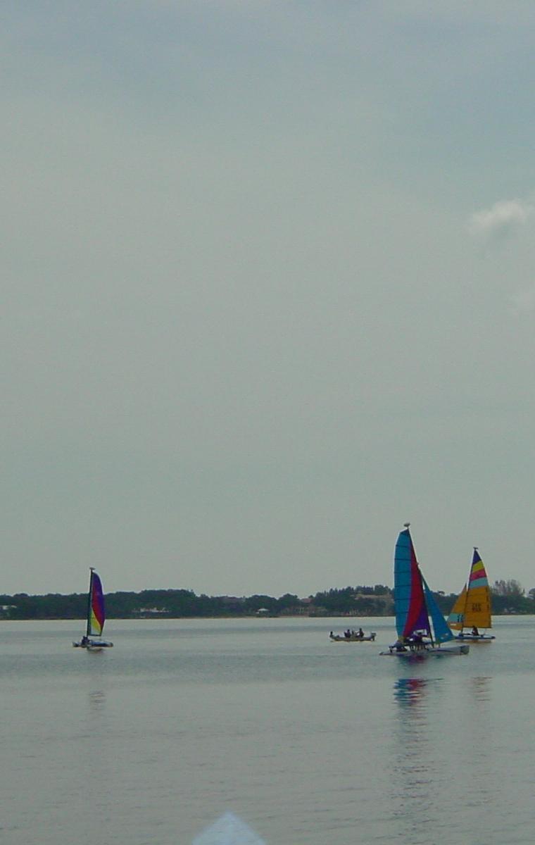 LAGOON 38
